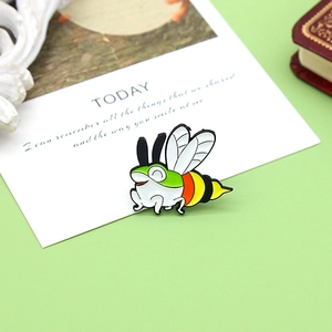 Cartoon frog bee enamel pin creative insect brooch with colorful oil drip design