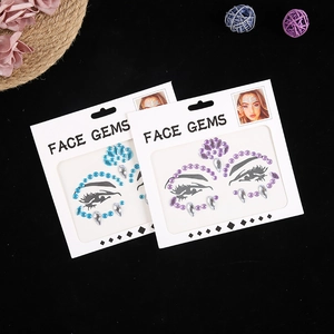 Kit de strass visage étincelants bleu et violet pour festival avec décor floral chic
