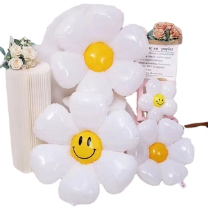 Daisy foil balloons in various sizes for birthday parties and outdoor spring picnics