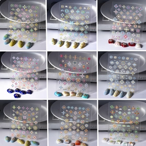 Neuf motifs de stickers 5D en dentelle bohème avec des motifs de fleurs géométriques colorés