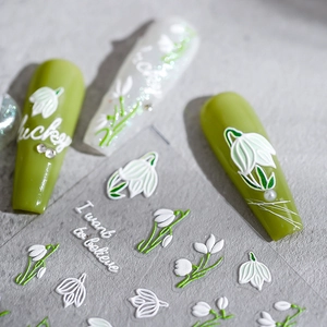 Stickers nail art 5D gaufrés avec motifs floraux blancs et textures en relief 3D