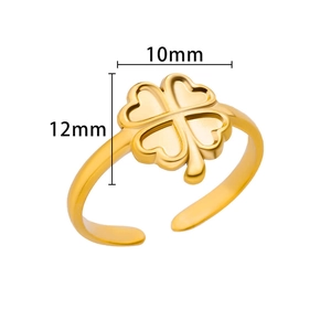 Detail view of 18k gold plated stainless steel clover ring with dimensions of 10mm by 12mm