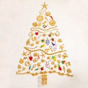 Christmas tree layout of 18k gold stainless steel charms for necklaces and bracelets