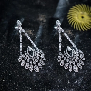 Exquisite Zircon Teardrop Flower Dangle Earrings Hollow Design Luxury Style For Women With Silver Earring Post