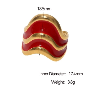 Detail view of wavy red enamel ring with dimensions 18.5mm height and 17.4mm inner diameter