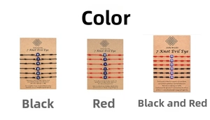 Dettaglio del set di braccialetti intrecciati malocchio in nero, rosso e colori misti