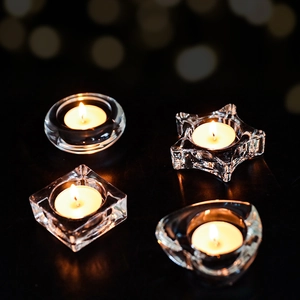 Transparent Glass Candle Holders And Tealight Candles For Romantic Dinner Wedding Party Decor Elegant Minimalist Style