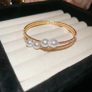 Bracelet En Künstliche Perles Double Couche Pour Femmes Avec Strass Jonc Ouvert Plaqué Or Accessoires De Bijoux Élégants
