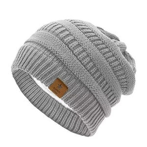 Gray chunky knit beanie for women with warm fleece lining and star leather patch detail
