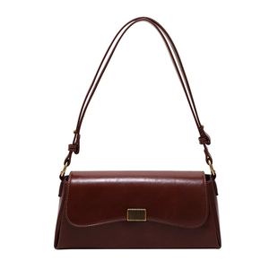 Dunkelbraune Vintage-Schultertasche aus PU-Leder mit Metallschnalle und Doppelriemen