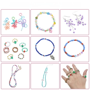 DIY-Schmuckset mit bunten Perlen für handgefertigte Armbänder und Ohrringe