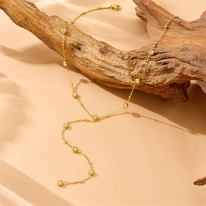 Chic gold-plated stainless steel Y-shaped necklace with sparkling zircon pendants