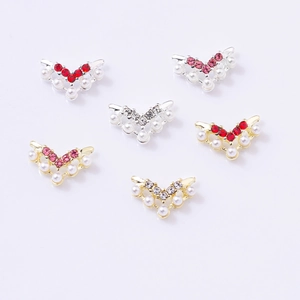 6-piece V-shaped heart nail art charms with pearls and colorful rhinestones