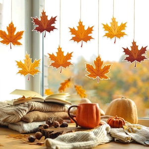 Decorazioni pendenti con foglie di acero per il Ringraziamento e feste autunnali