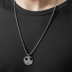 Collier En Acier Inoxydable Avec Pendentif Football Design Creux Chaîne Maille Miroir Bijoux Argentés Pour Amateurs De Foot