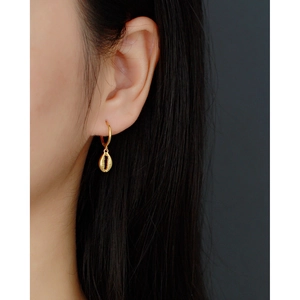 Elegant gold shell drop earrings in S925 silver for women, minimalist French style