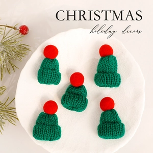 5-pack mini knit Christmas hats in green and red for DIY holiday crafts and decor