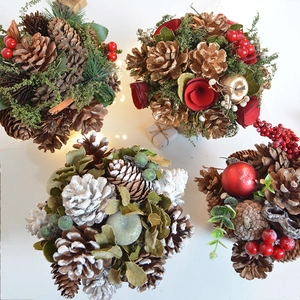 Luxurious gold rose and pine cone Christmas desktop ornaments set for festive home decor