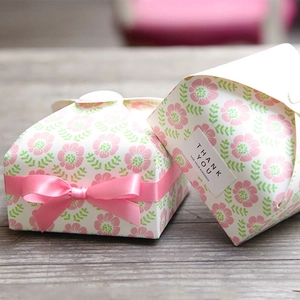 Exquisite vintage floral folding gift boxes with pink ribbons and thank you labels