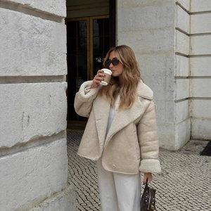 Women Faux Suede Sherpa Lined Jacket Lapel Button Warm Winter Aviator Style Coat Beige Solid Long Sleeve Outerwear