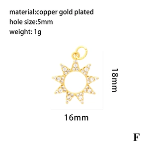 Vergoldeter Sonnenanhänger aus Kupfer mit Zirkon-Inlay, Abmessungen 18mm x 16mm