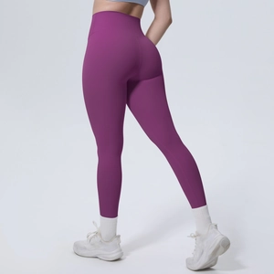 Rückansicht der lila nahtlosen Yogahose mit hoher Taille und Push-up-Effekt
