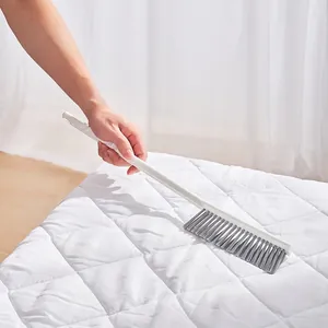 Long handle radiator and gap cleaning brush with ergonomic grip for household dust removal