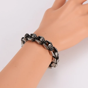 Vintage silver skull chain bracelet for men in polished stainless steel finish