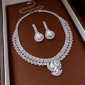 Luxury Copper Rhinestone Necklace Earrings Teardrop Pendant Elegant Jewelry Wedding Banquet Accessory For Women