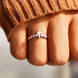 Minimalist S925 sterling silver cross ring for women with sparkling cubic zirconia accents