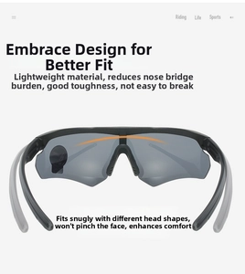Lightweight tactical goggles with wraparound frame and high-toughness temples for cycling