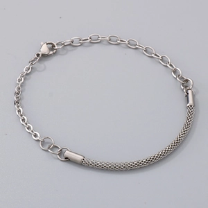 Minimalist stainless steel bracelet featuring woven mesh and oval link chain design