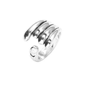 Vintage silver finger-shaped open ring with textured metal finish for men and women