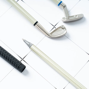 Creative golf club shaped metal ballpoint pen set in silver finish with black grip