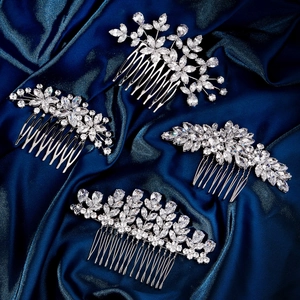 Peigne à cheveux élégant pour mariée avec zircons brillants et motifs de feuilles