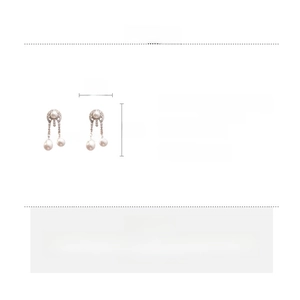 Size chart for rhinestone and imitation pearl drop earrings showing 6cm length and 2cm width