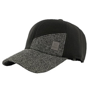 Winter-Baseballkappe mit verdicktem Fleecefutter und Ohrenschutz im Patchwork-Design