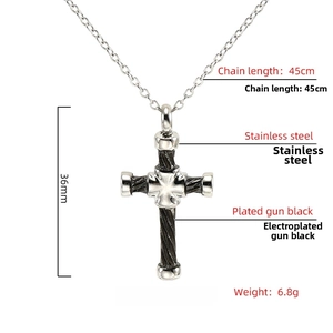 Dessin technique du pendentif croix en acier noir avec dimensions détaillées