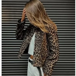 Giacca Corta Leopardata Da Donna Colletto A Revers Con Bottoni Streetwear Cappotto A Maniche Lunghe Autunno