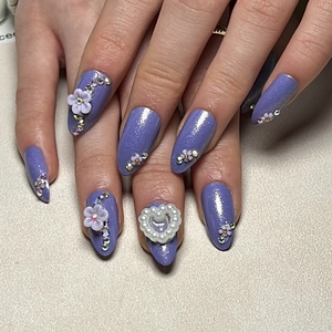 Purple Glitter Press On Nails Long Almond Fake Nails With 3D Flower Artificial Pearl Heart Rhinestone Luxury Manicure For Women