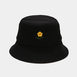 Chapeau bob noir en toile pour femmes avec broderie fleur jaune et bord renforcé