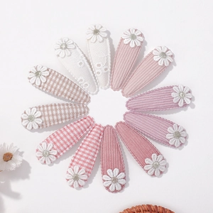 Sweet Daisy Embroidery Fabric Wrapped Hair Clips For Kids Girls Plaid Corduroy BB Clips Handmade Floral Hair Accessories