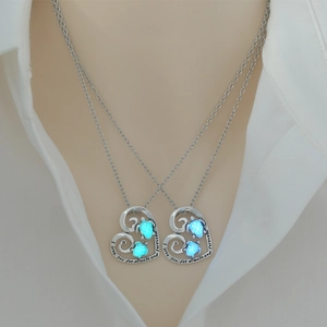 Stainless Steel Luminous Sea Turtle Heart Pendant Necklace Silver Glow In Dark Enamel Sea Turtle Engraved Women Jewelry