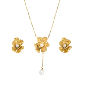 Set gioielli vintage fiore dorato con collana di perle e orecchini a lobo eleganti
