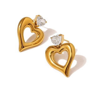 Elegant 18K gold heart-shaped stud earrings with sparkling clear cubic zirconia stones
