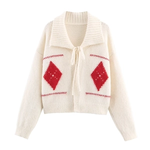 White knit cardigan with red diamond pattern, lapel collar and waist tie closure