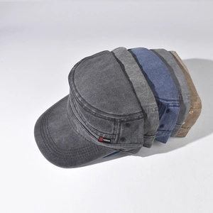 Casquette militaire en coton lavé de style vintage avec une texture délavée tendance