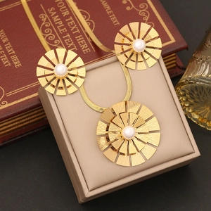 Sunburst Faux Artificial Pearl Necklace And Earrings Stainless Steel Round Fan Pendant Gold Plated Fashion Jewelry For Women