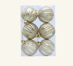 Set of 6 gold glitter Christmas tree balls with striped texture in a transparent box