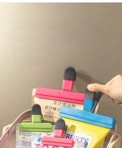 Detail of T-type plastic food clips with non-slip grips for sealing snack bags